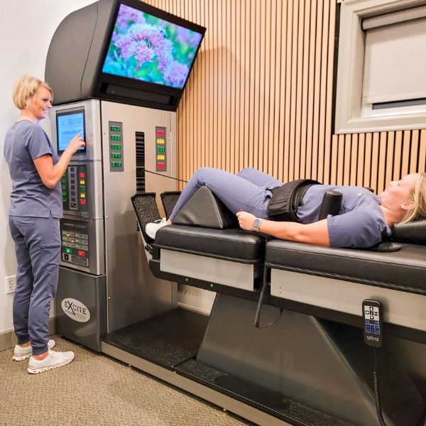 Non Surgical Spinal Decompression Therapy in Helena Montana by Performance Health